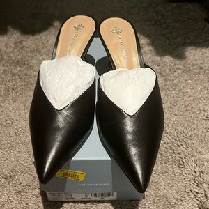 Antonio Melani Black Leather Close Toe Mule size 8.5 - like New